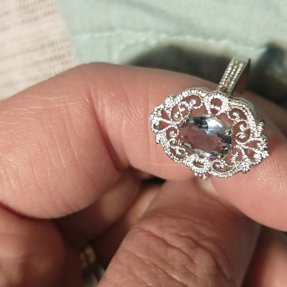 Ring bomb ring
